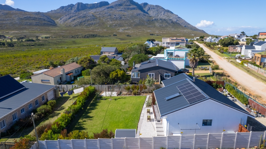 2 Bedroom Property for Sale in Pringle Bay Western Cape